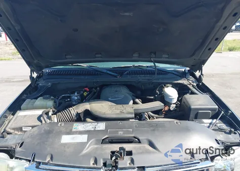 2003 Chevrolet Suburban 1500 Lt z USA, uszkodzony, nr VIN 3GNEC16Z43G169079